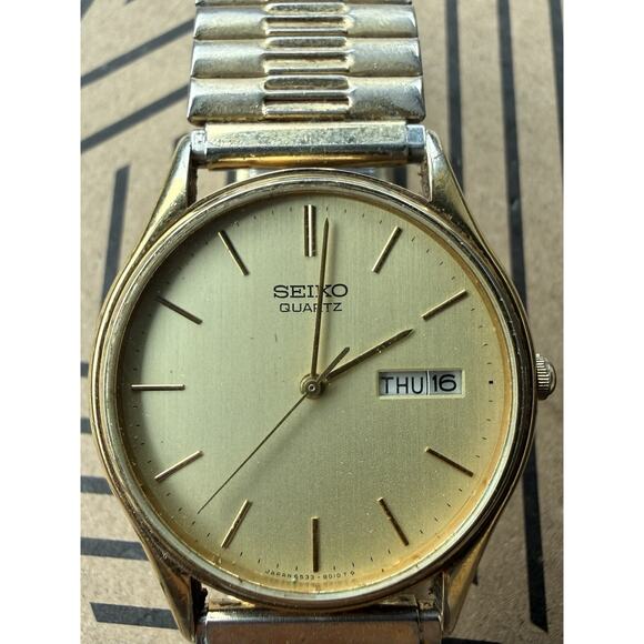 Vintage Seiko 6533-8019 Quartz Day Date Gold Tone Men’s Watch Box Runs Speidel main image 4